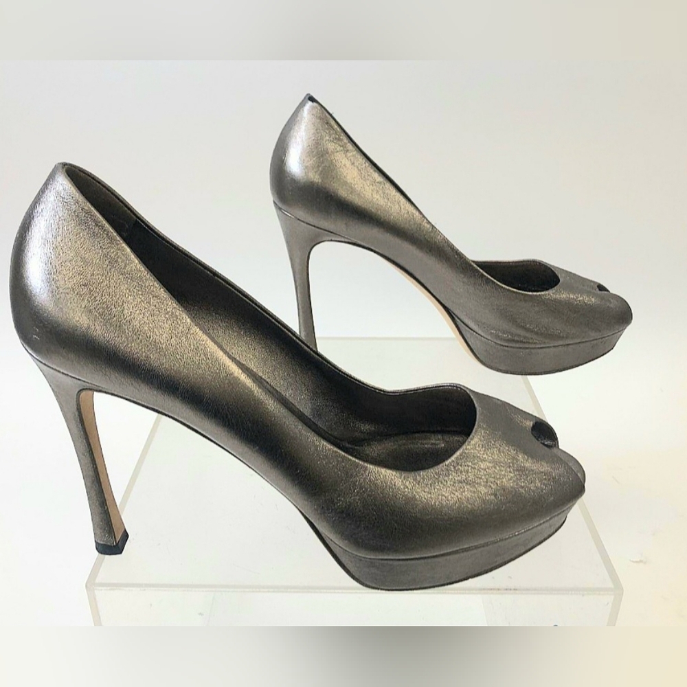YSL Gold Pumps - Picture 12 of 16